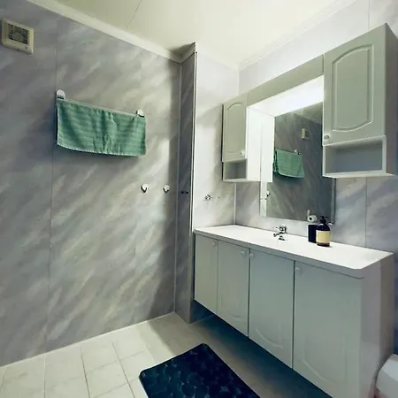 度假居 The Yellow House *