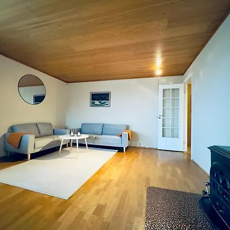 The Yellow House Holiday home